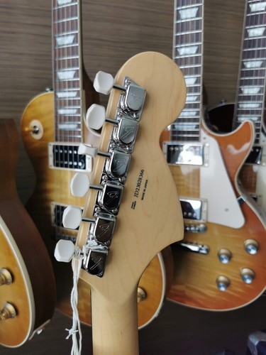 Fender MIJ Limited Traditional II Mustang Left-Handed 2024 - Olympic White - Bild 10 von 12