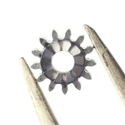 LANDERON 48 51 152 etc : Pignone di carica - Winding pinion #410