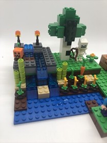 LEGO (21114) Minecraft: The Farm Set 100% Complete With Instructions & Box