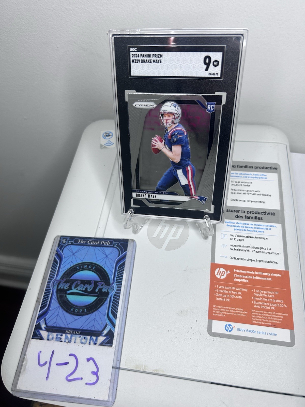 2024 PANINI PRIZM DRAKE MAYE #329 RC NEW ENGLAND PATRIOTS SGC 9
