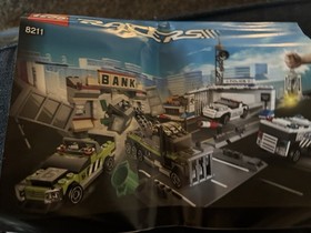 LEGO 3182 CITY Airport Vintage Airplane Pilot Classic Set