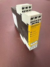 SIEMENS 3TK2821-2CB30 SAFETY RELAY