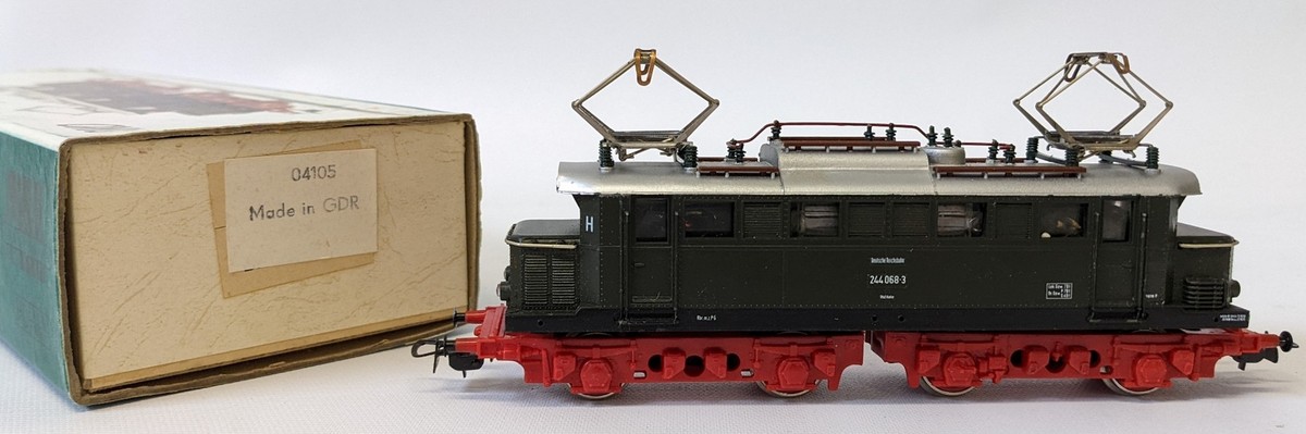 Vintage PIKO E. Germany BR244 HO 1:87 Train Electric LOCOMOTIVE