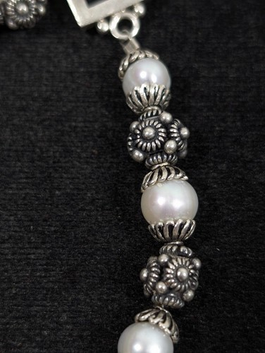White Baroque pearl Silver Tone Bali Style Bead Toggle Bracelet 7.5 in - Picture 10 of 12