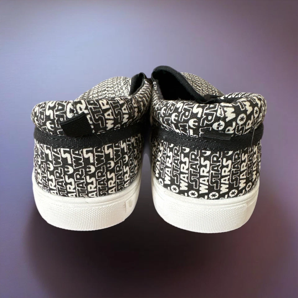 GAP Star Wars Kids молодежи размер 5 поскользнуться на кроссовки обувь черный белый Ex состоянии - Изображение 4 из 4