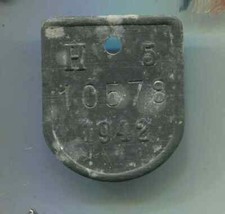WWII Kleidermarke 1942 35 mm (E277)