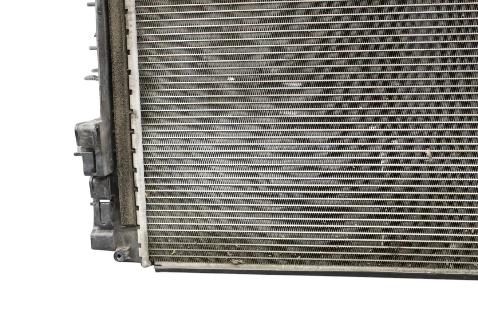 14-22 Maserati Ghibli Engine Coolant Cooling Water Radiator 670038340 OEM