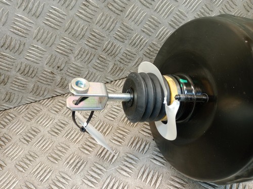 MERCEDES SLK BRAKE MASTER CYLINDER R172 2011-2021 A1724300101 A1724300730 - Picture 2 of 12