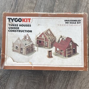 Tyco Kit Three House Construction Box Is In Rough Shape