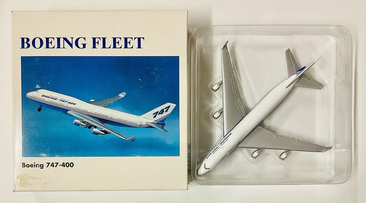 Preços baixos em Escala 1:500 Boeing 747 Herpa Wings Aeronaves e