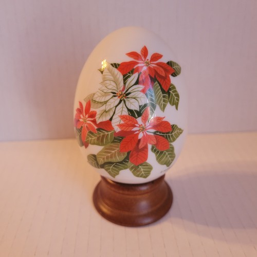 Avon 1987 Porcelain Egg With Poinsettas "Winter's Treasure" With Stand