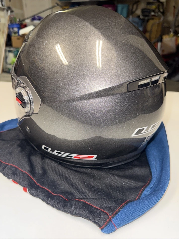LS2 Helmet 0F569 DOT FMVSS No.218 Certified ECE 22.05 Size XS - Image 3 of 4