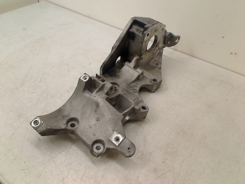 LICHTMASCHINE HALTER ALTERNATOR BRACKET Volkswagen Polo V (6R) 2012 03L903043Q