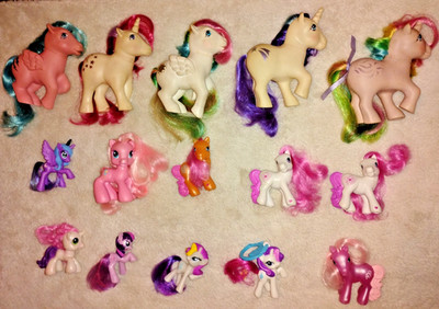 LOT OF VTG & NEWMY LITTLE PONY HASBRO 