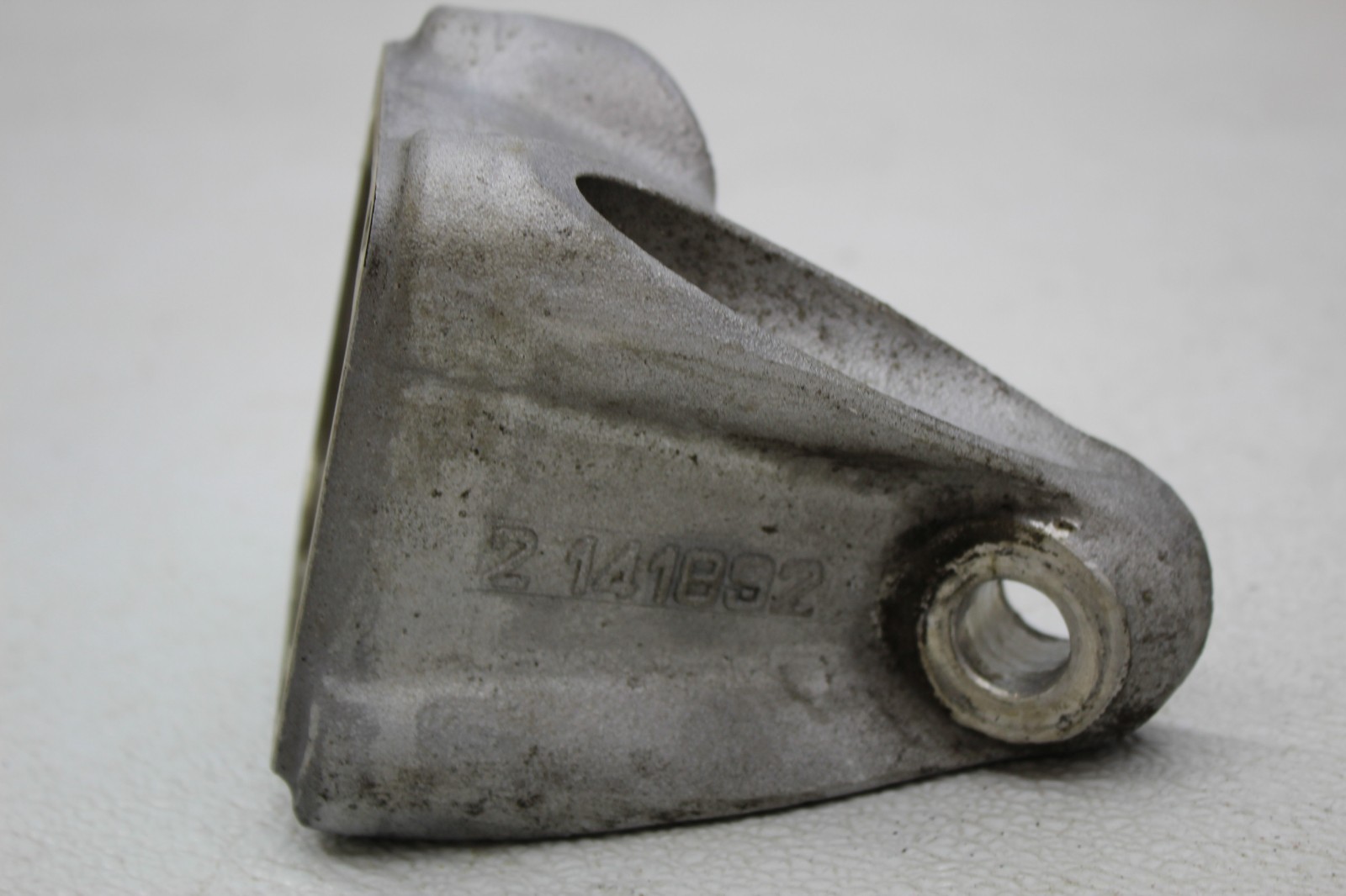 99-01 FERRARI 456 M LEFT SIDE ENGINE MOTOR MOUNT BRACKET