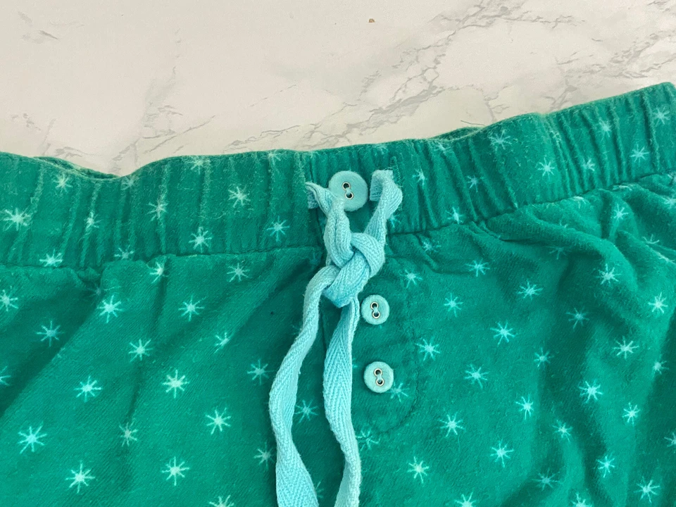 Pantalones cortos Xhilaration con cordón talla pequeña verde cintura elástica estrellas I Foto 2 de 4