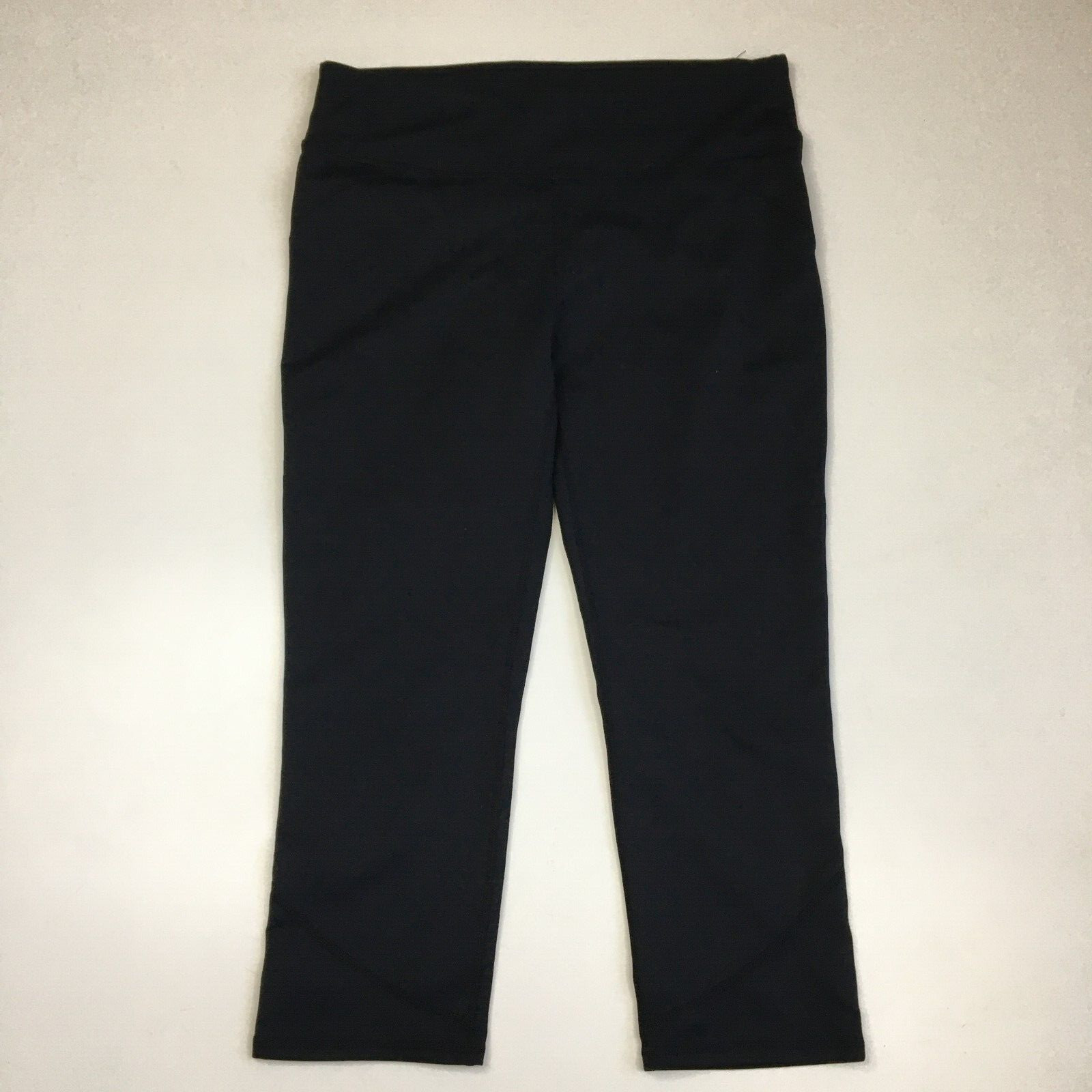 FABLETICS Black Pull On Fitted Active Cropped Leg… - image 1