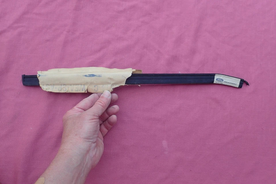 1969 Ford Galaxie, LTD vidro traseiro da porta para quarto de vedação de janela, destro, nos! C9AZ - Imagem 2 de 4