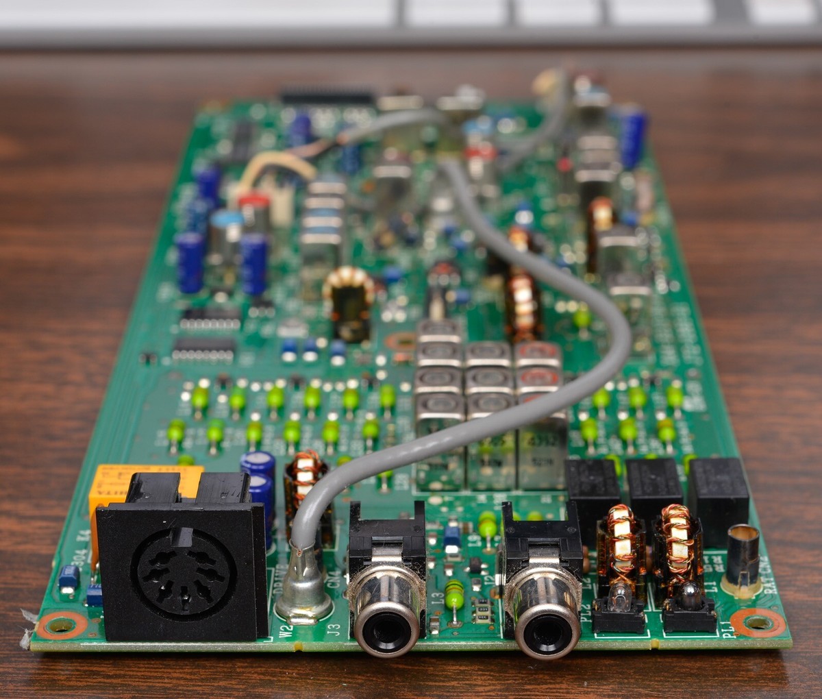 KENWOOD TS-870S PARTS: RF UNIT X44-3210-00 A/9 J72-0363-21 KENWOOD TS-870S PARTS: RF UNIT X44-3210-00 A/9 J72-0363-21