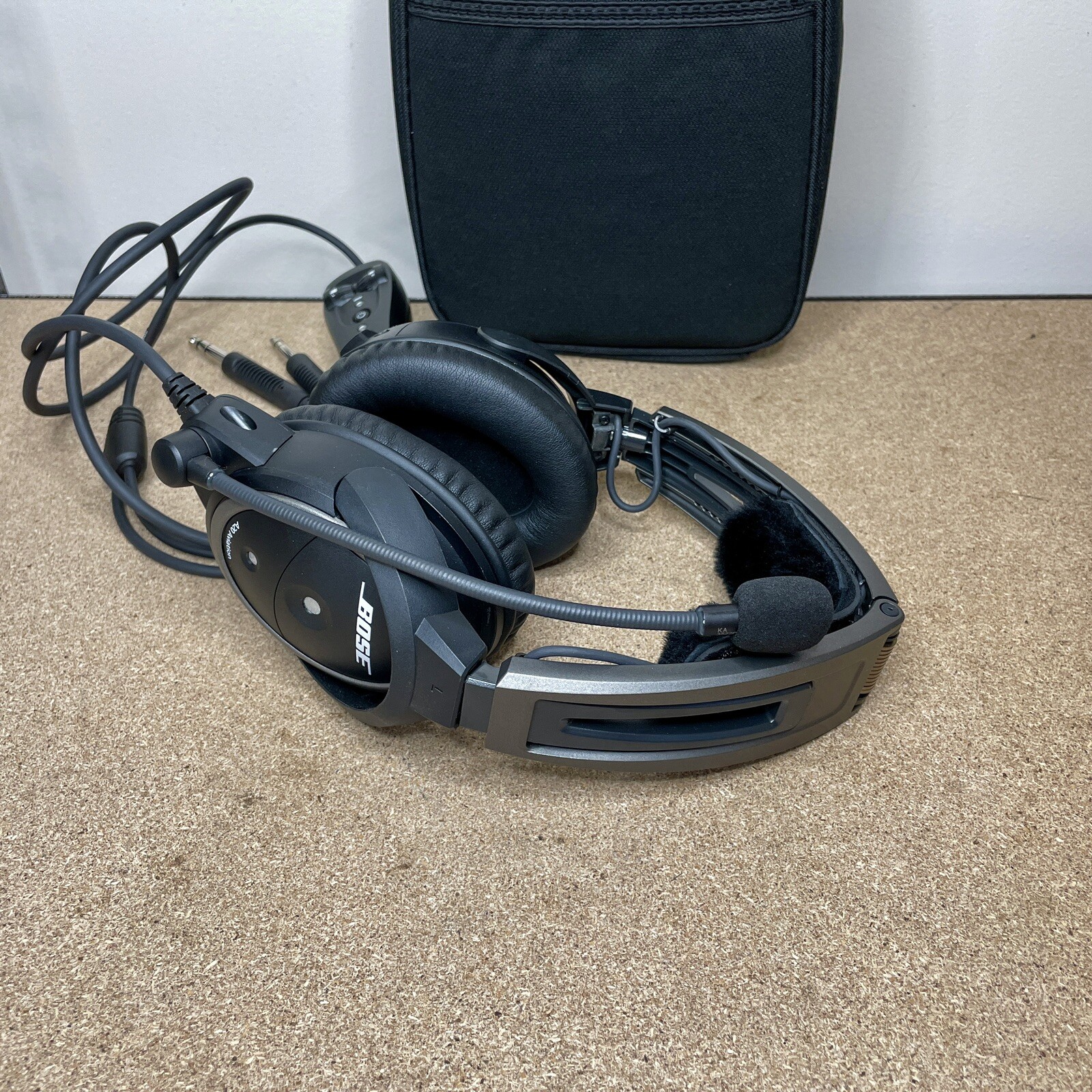 Refurbished Bose A20 ANR Aviation Headset Dual GA Plug With Bluetooth