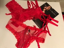 Victorias Secret Strappy Garter 2 Cheeky Stockings Set M/L,M Red NWT Valentine