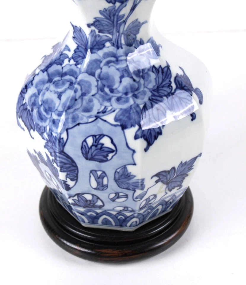 Antique Blue And White Asian Double Gourd Porcelain Vase Table Lamp - Image 4 of 4