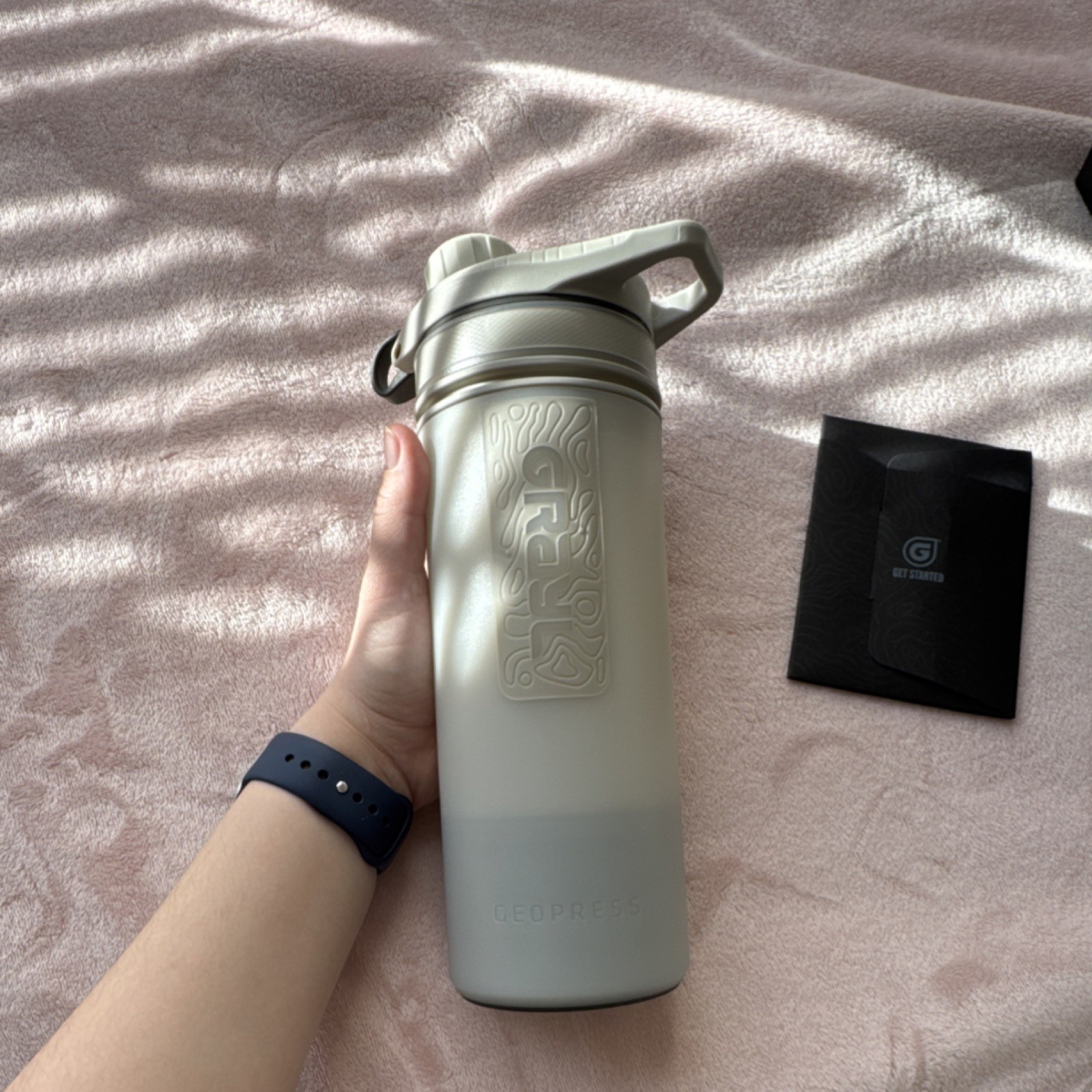 With Filter White Gray Plastic Screw-on Lid