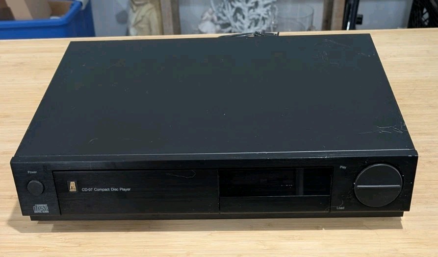 Vintage Acoustic Research Compact Disk Player # CD-07 