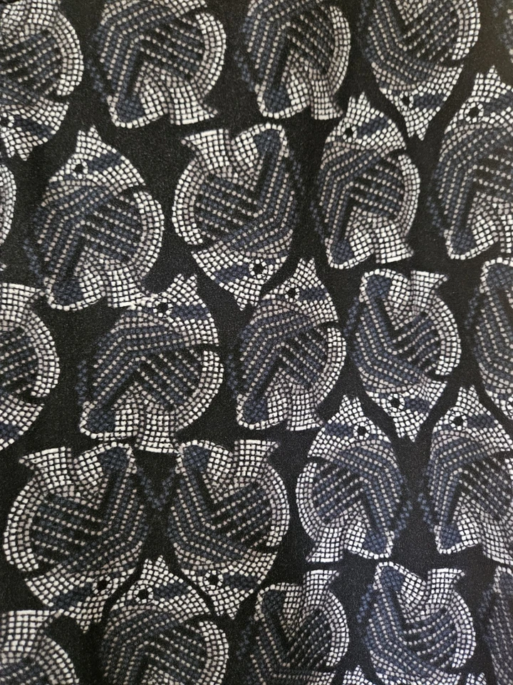 Leggings Lularoe Blanco y Negro Angel Fish Talla Alta y Curvilínea Foto 2 de 4
