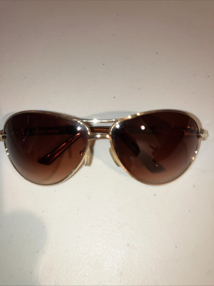 Óculos de sol estilo aviador Ivanka Trump designer armação dourada strass RARO - Imagem 4 de 4