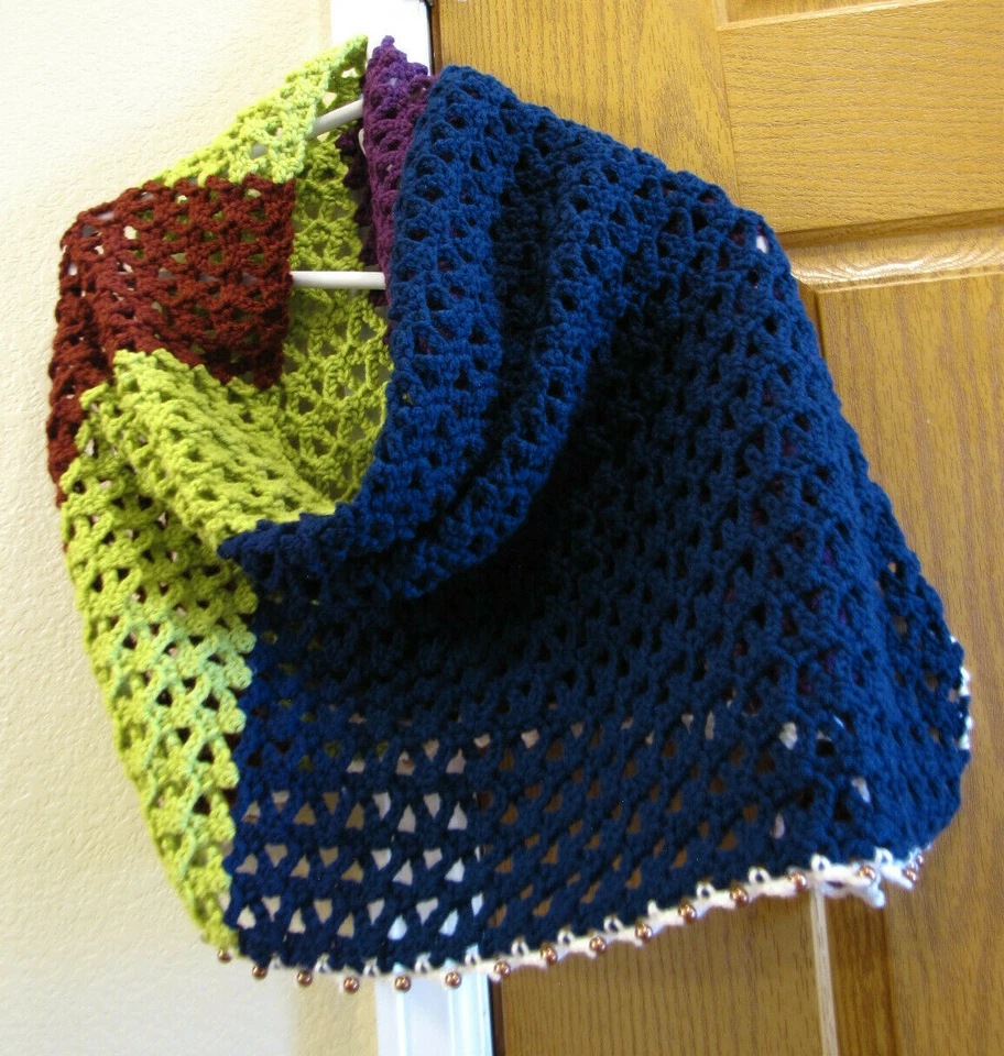 Hecho a mano Mujeres Crochet Acogedor Poncho Cuentas Tejido Envoltura Hombro Mantón Borla Bufanda Foto 4 de 4