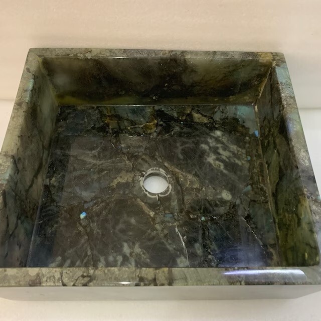 Picture 3 of 6