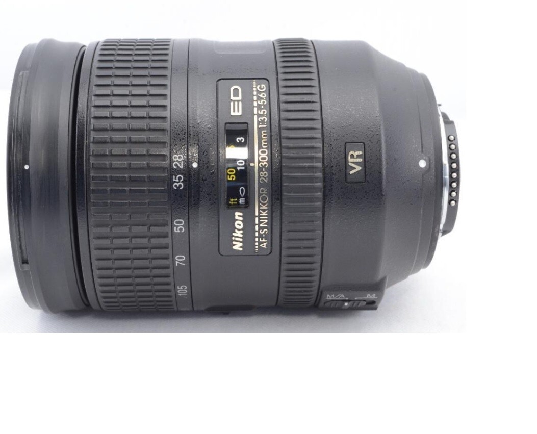 Nikon AF-S NIKKOR 28-300mm f/3.5-5.6G ED VR FX Lens Full Frame