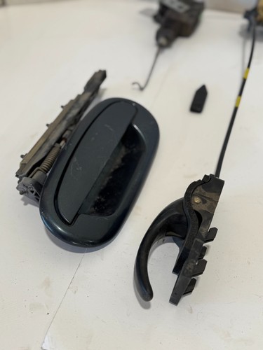 1997-2003 Ford F150 CREW CAB DRIVER REAR LEFT DOOR LOCK & HANDLE PIECES SET - Picture 4 of 10