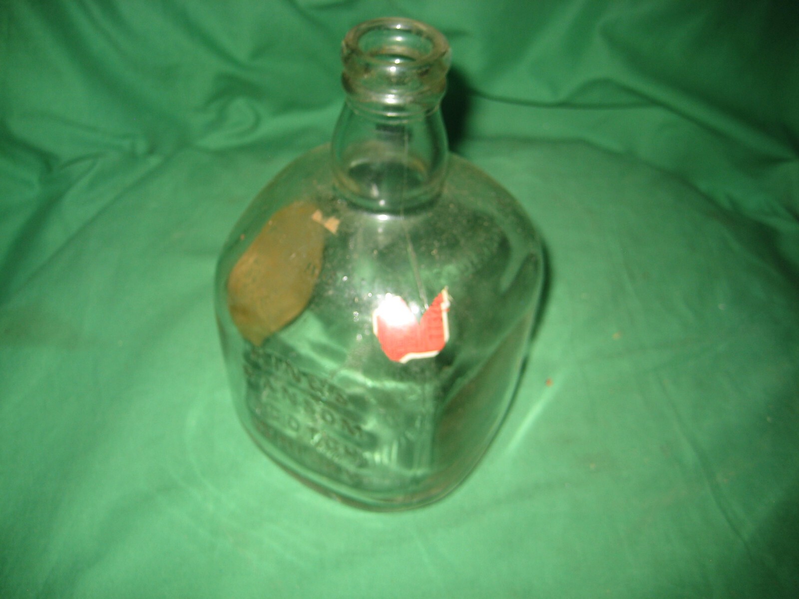 #120 - Vintage King's Ransom Scotch Whisky Bottle Scotland Clear Glass