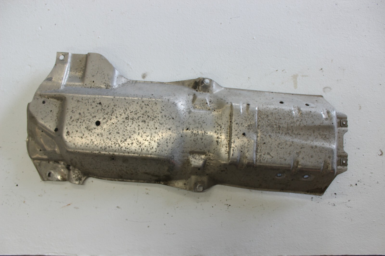 BMW OEM E30 EXHAUST HEAT SHIELD TUNNEL DRIVELINE DRIVE LINE INSULATION