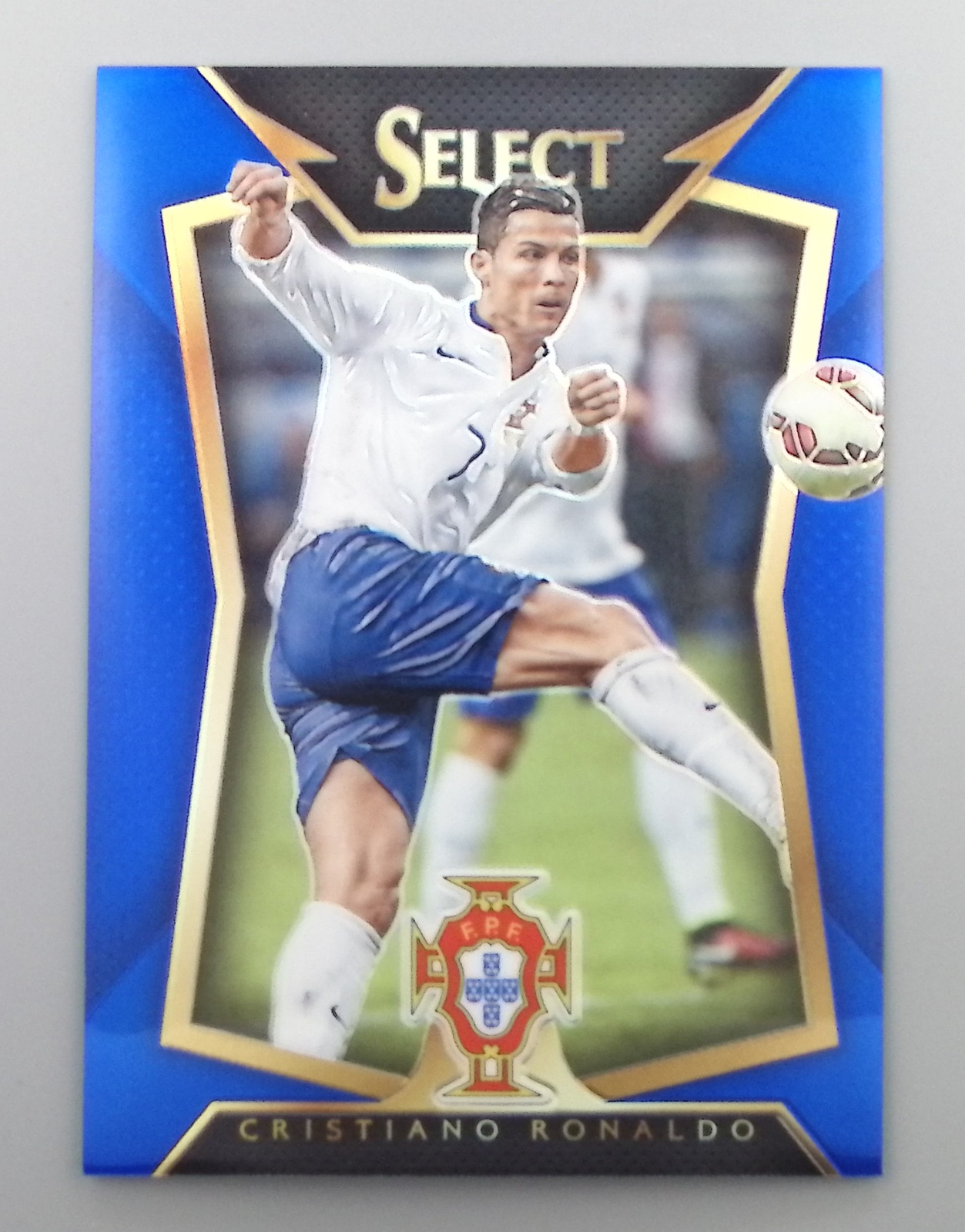 2015-16 Panini Select #36 Cristiano Ronaldo White Jersey Blue Prizm /299