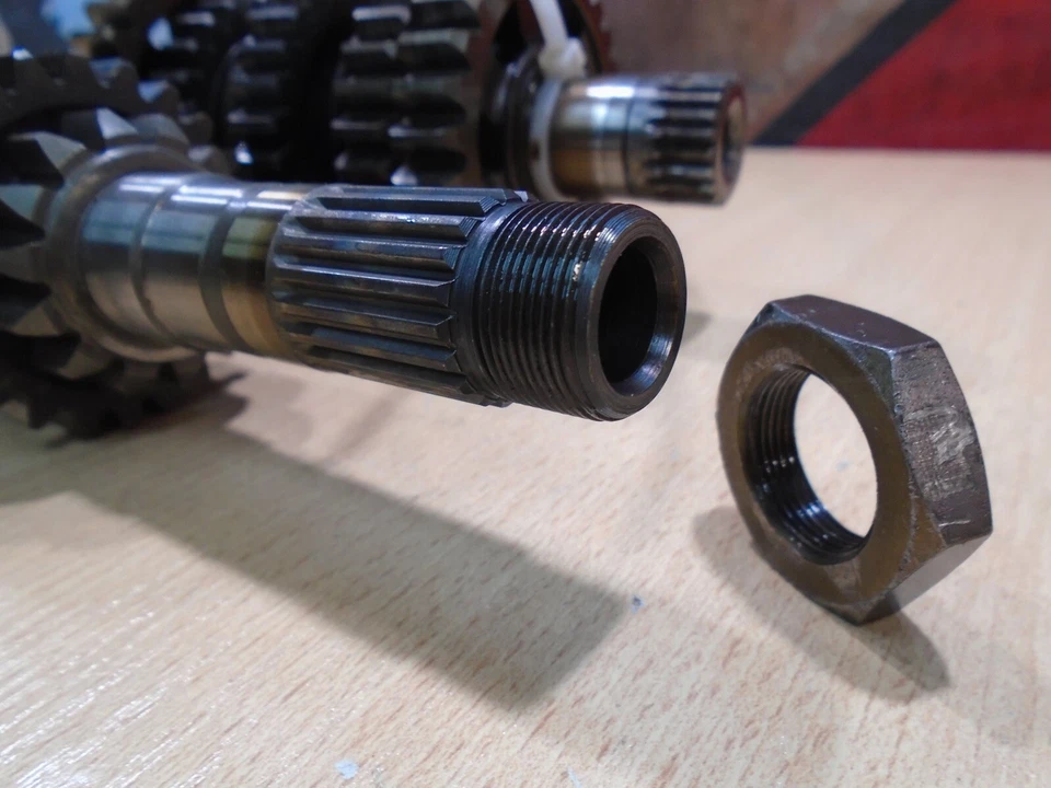 2004 HONDA CRF 250R TRANSMISSION GEAR (I) 04 CRF250R 250 04 - 09 - Image 3 of 4