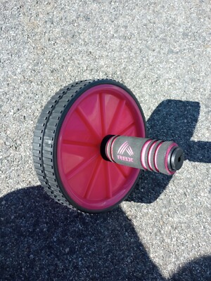 New Reebok Ab Roller Solid Core Medium Density Pink and black 