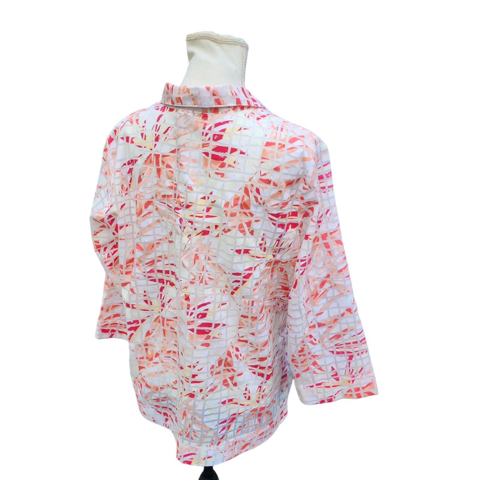 Vibrant, Button-Front Blouse with Abstract Patter… - image 4