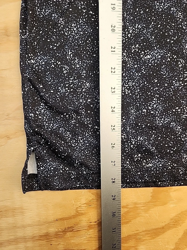 Camisa polo de golf Ben Hogan Performance negra con patrón de motas para hombre L ligera Foto 4 de 4