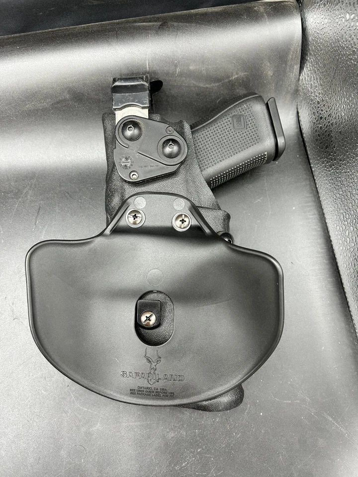 Safariland 6280 SLS Lvl 2  STX Duty Holster Glock 19/23 w/ Light RH, paddle - Image 2 of 4