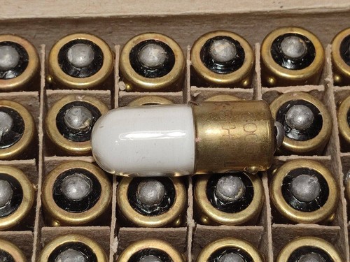 50 Pcs Green Neon Light Bulb, nixie luminophore tubes TLZ-3-2 NEW/NOS soviet TL - Picture 5 of 10
