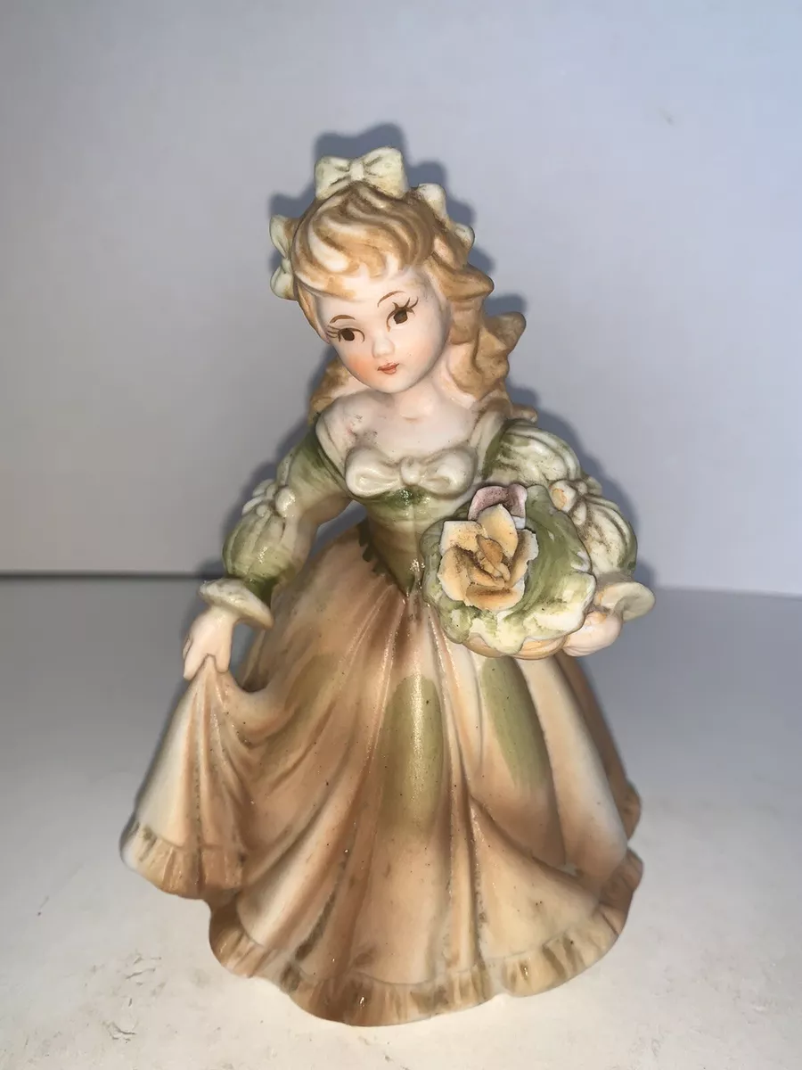 Vintage ARDCO Japan Porcelain Figurine Young Colonial Girl with FLOWERS Peach Vintage ARDCO Japan Porcelain Figurine Young Colonial Girl with FLOWERS Peach