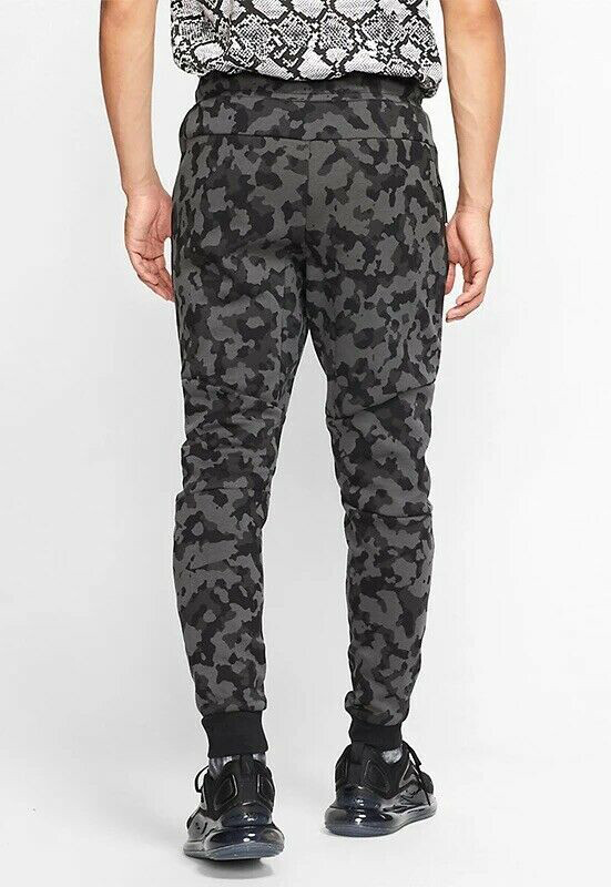 New Nike Sportswear Slim Fit Tech Fleece Gary/Black Camo Track Jogger