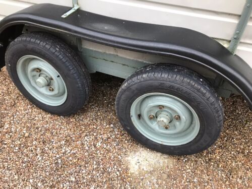 Converted Horse Box Trailer, Newly Refurbished, Vintage Rice, French Grey/Green - Picture 5 of 14
