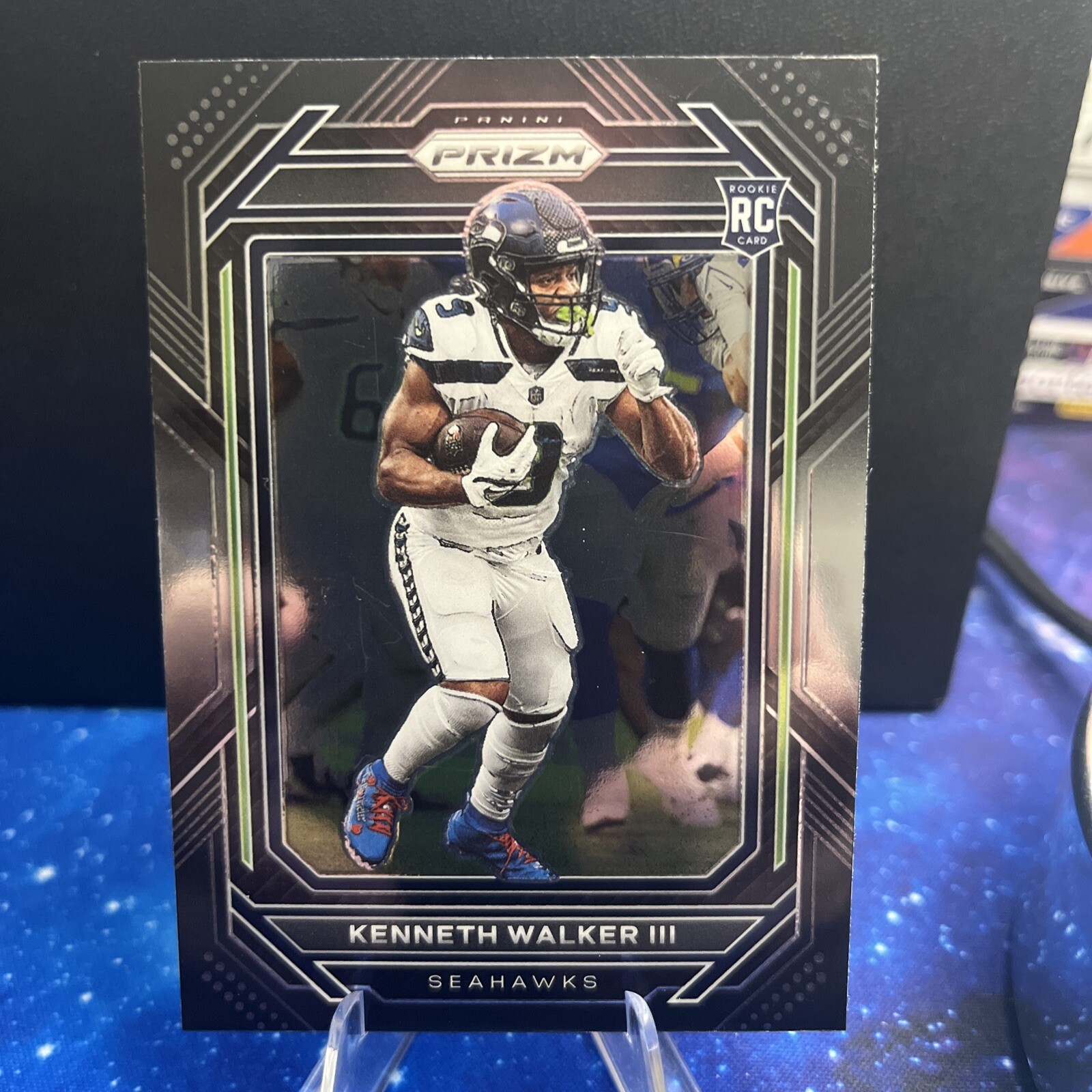 Kenneth Walker III 2022 Chronicles Prizm Black Rookie Card RC #PB-19 Seahawks