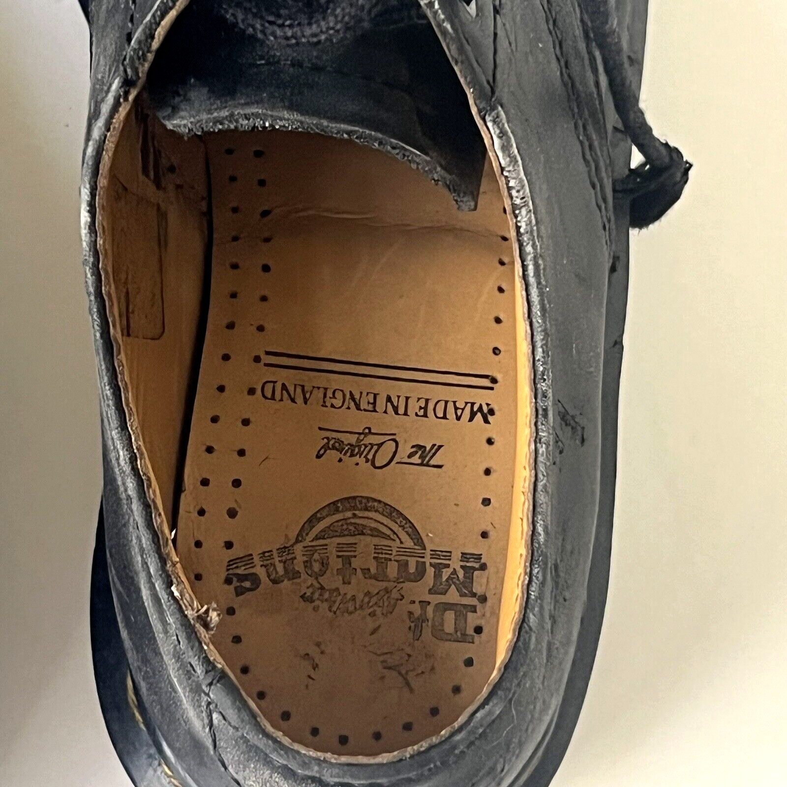 SAOLA Scarpe nere vintage made in England Dr Martens originali in pelle taglia US 2 UK 1