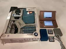 NINTENDO DS LITE ROSE GOLD w/Starter Kit, 2 Games