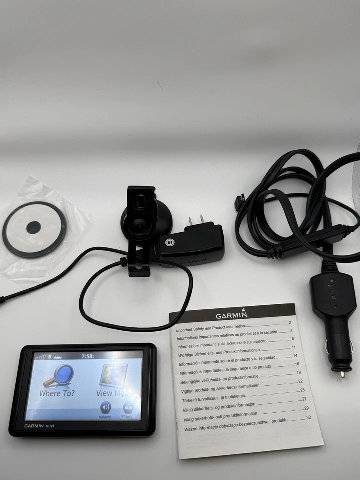 Garmin nüvi 1390 GPS Navigator Bluetooth Bundle 4.3” w/ Mount Charger Tested - Image 2 of 4